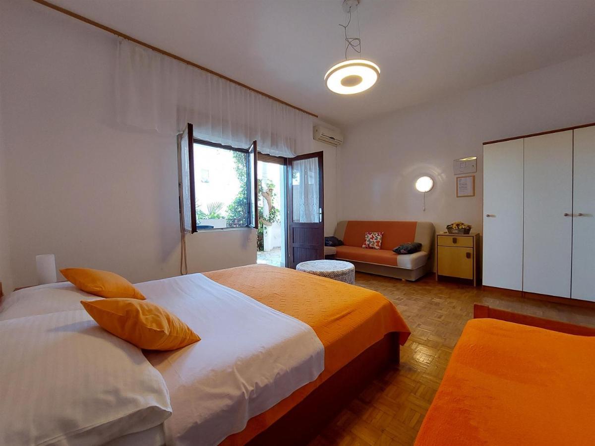 Apartments Faran Crikvenica Exterior photo