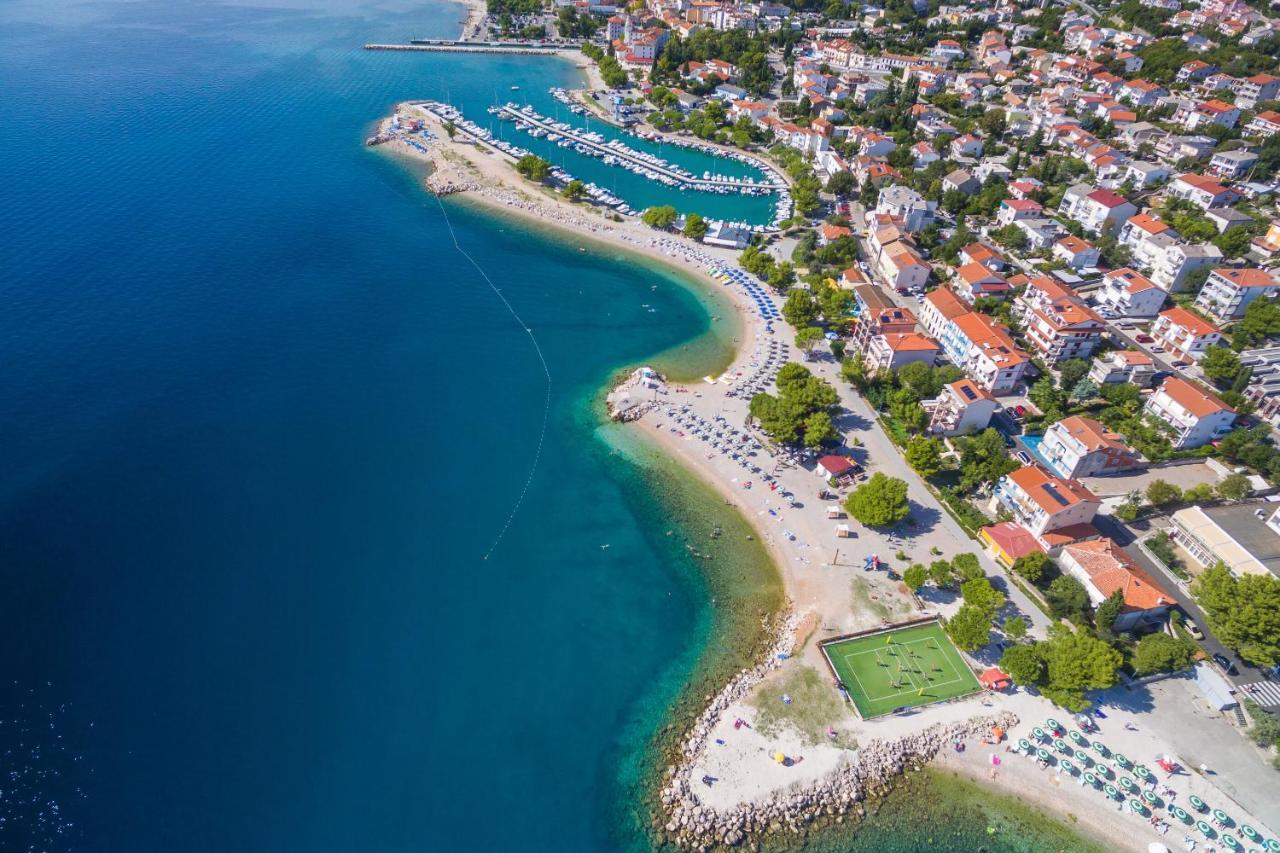 Apartments Faran Crikvenica Exterior photo